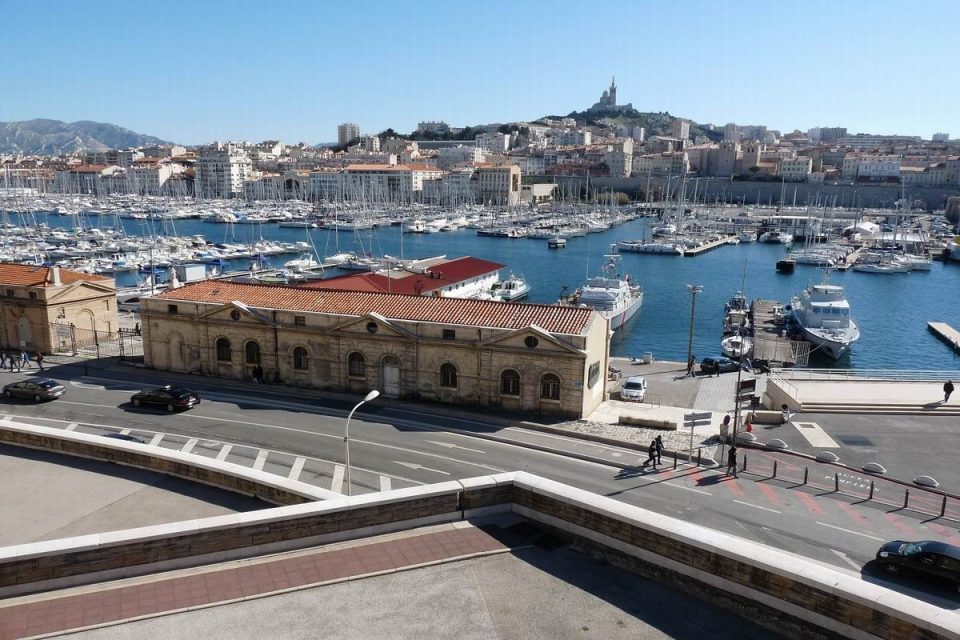 Location de voiture avec chauffeur à Marseille